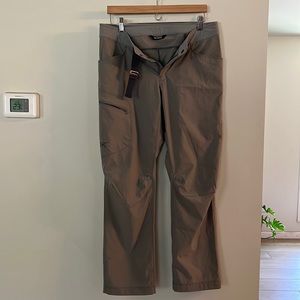 Arc’teryx trousers like new